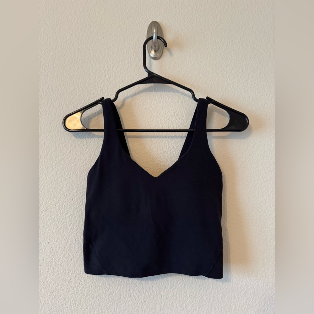 lululemon athletica black tank top with built in bra size 2